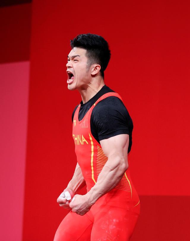 九游中国-石智勇破世界纪录夺冠：无论哪个级别我都是王者！